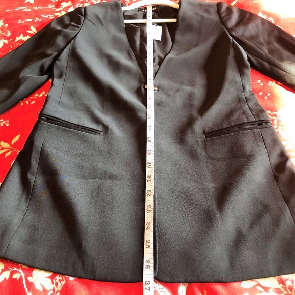 NWT Pitch Black Longline Smooth Blazer by Express - Size 00 - Picture 9 of 16